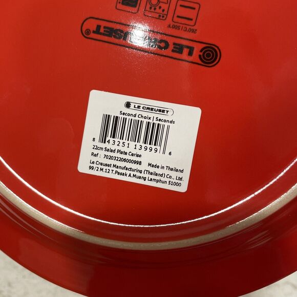 LE CREUSET 8.5” Plate CERISE / Cherry Red Salad Side Dessert Appetizer New - Picture 3 of 4